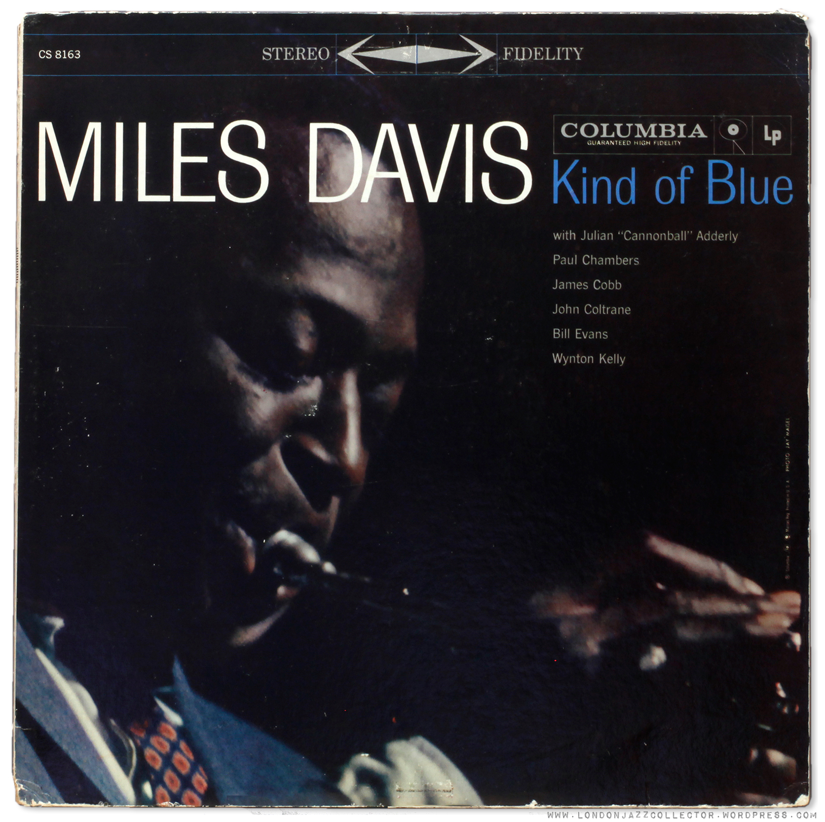 Different kind песня перевод. Kind of Blue Майлз Дэвис обложка. Miles Davis - kind of Blue (1959). Miles Davis kind of Blue обложка. Miles Davis kind of Blue Cover.